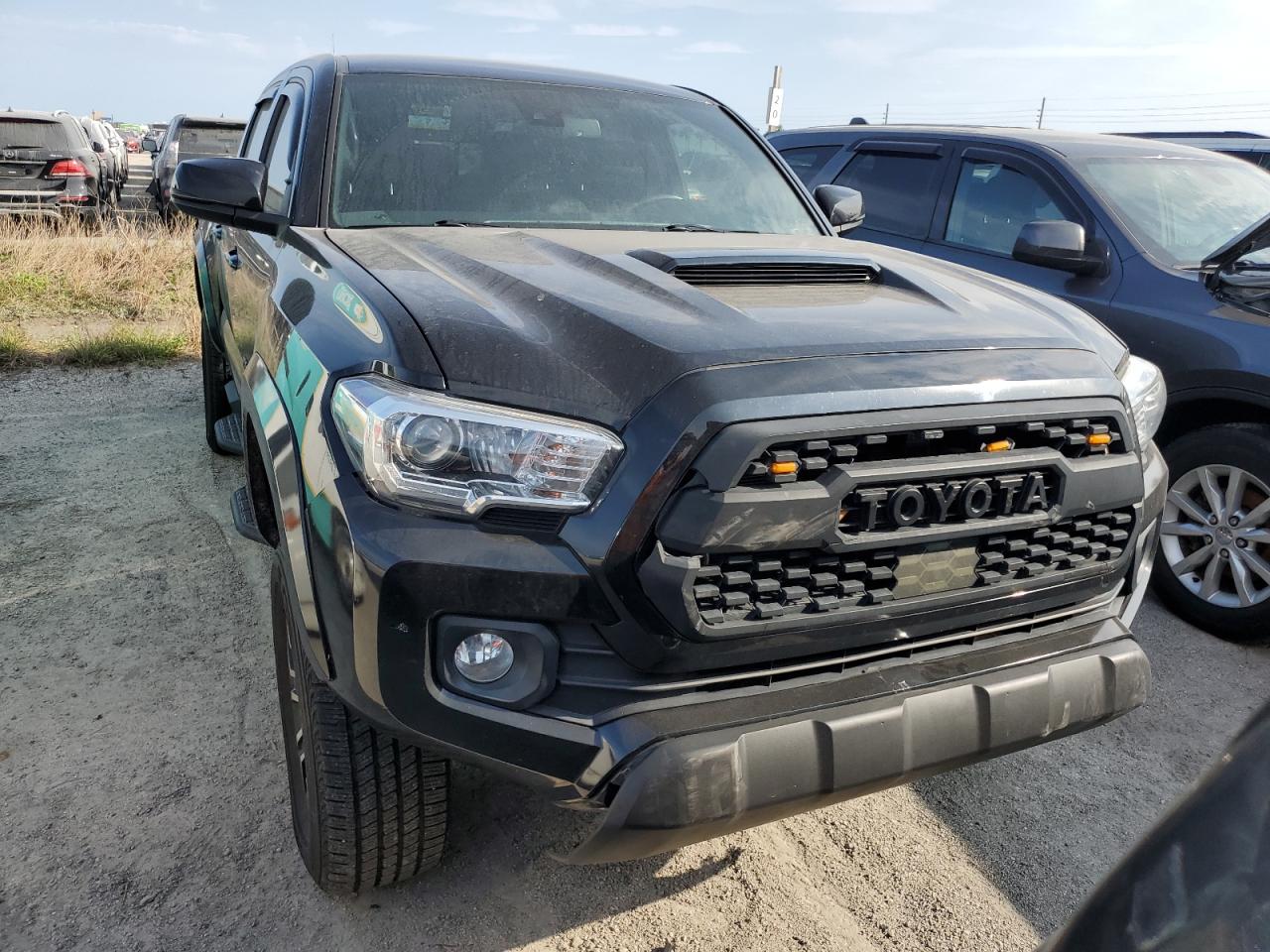 2021 Toyota Tacoma - Image 5