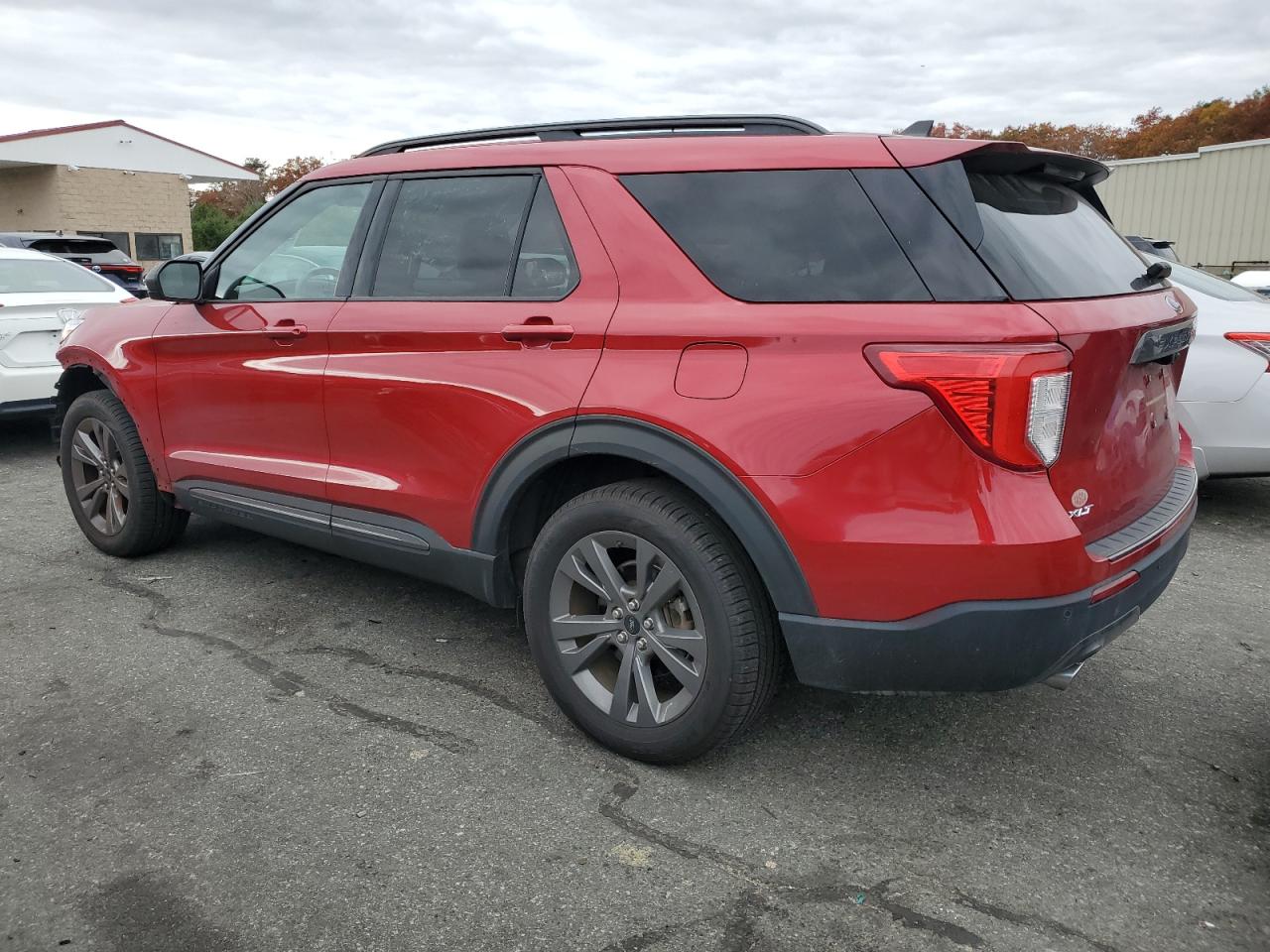 2021 Ford Explorer - Image 2