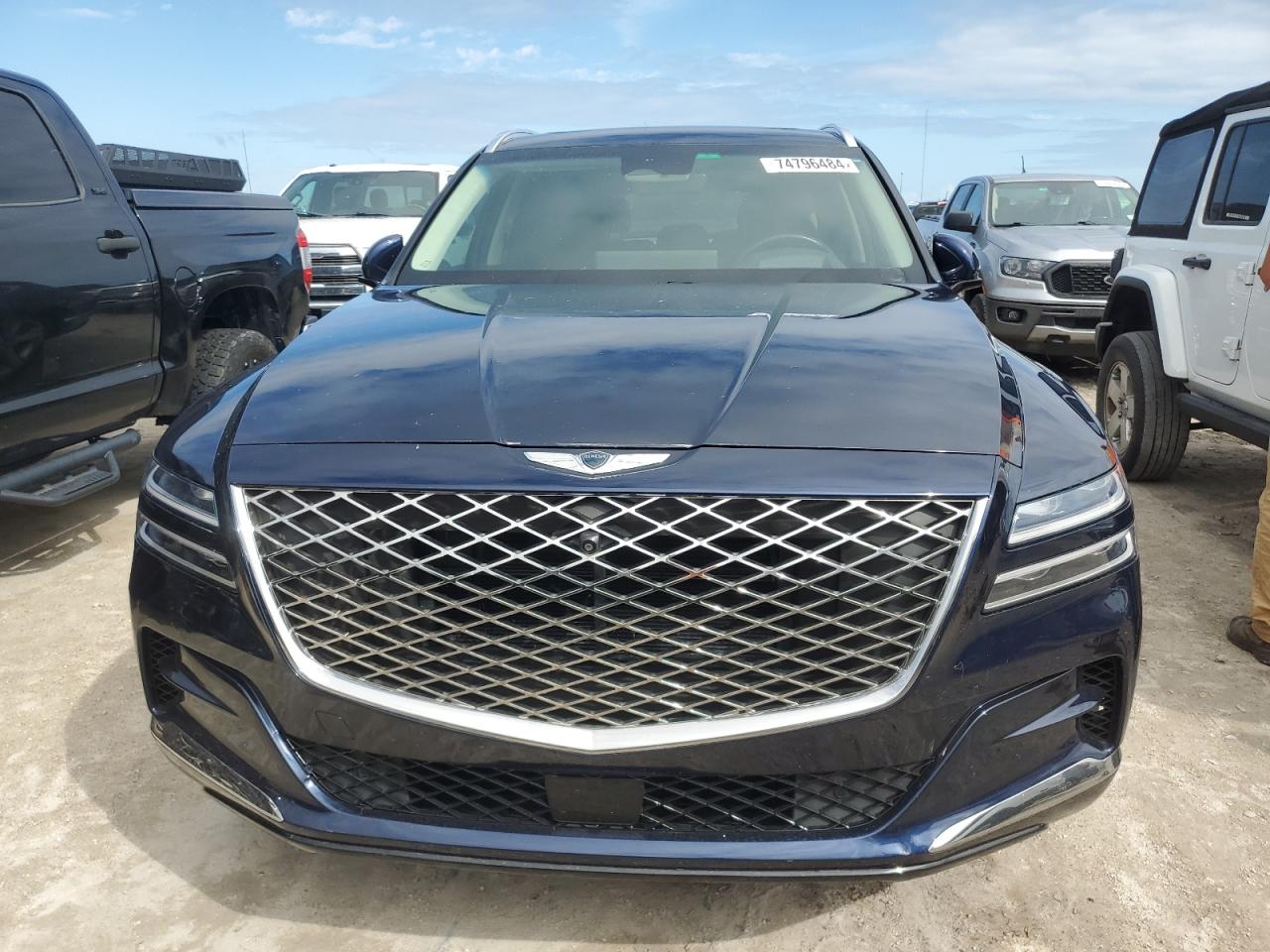 2021 Genesis GV80 - Image 5