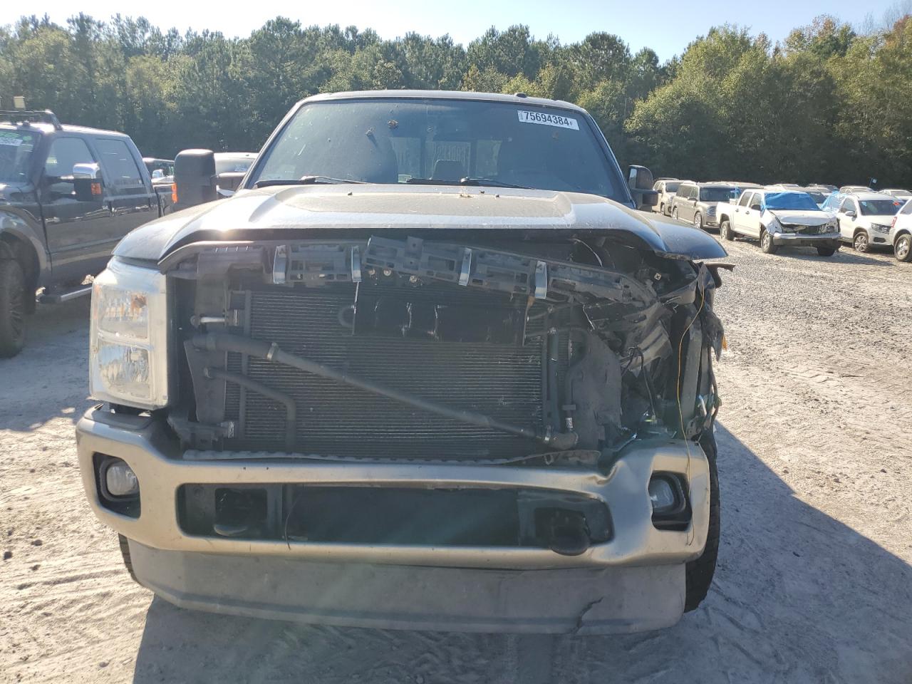 2011 Ford F250 - Image 5