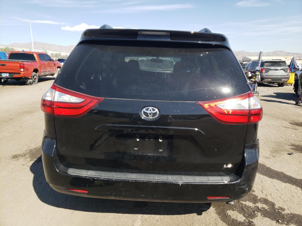 2015 Toyota Sienna Le VIN: 5TDKK3DC1FS611590 Lot: 74996984