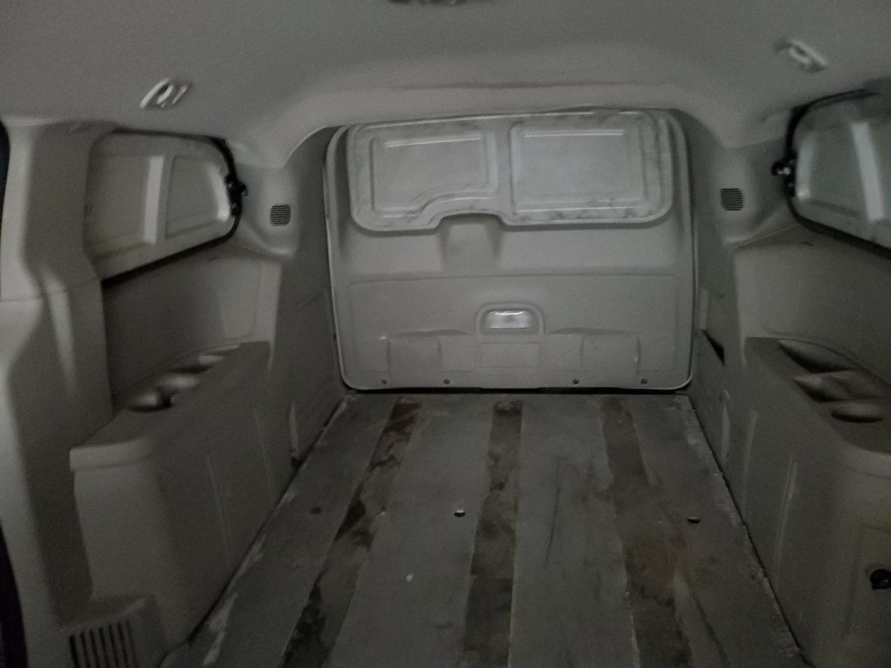 2012 Dodge Caravan - Image 10