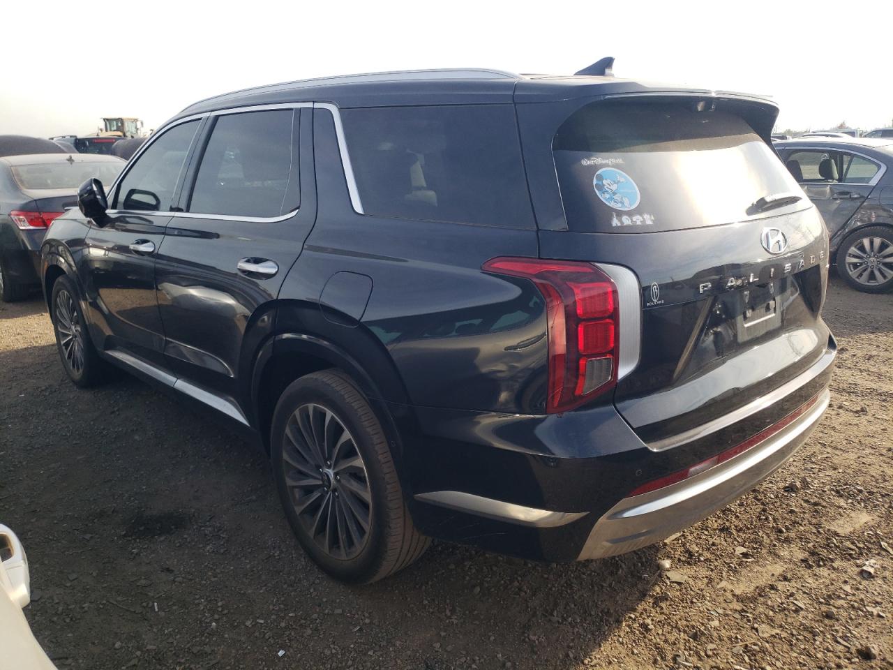2023 Hyundai Palisade - Image 2