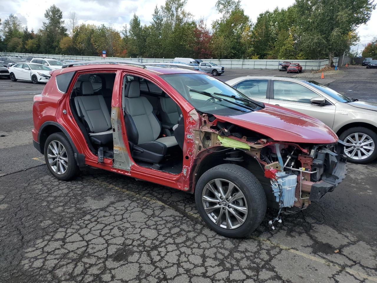 VIN 2T3DFREV9HW650252 2017 TOYOTA RAV4 no.4