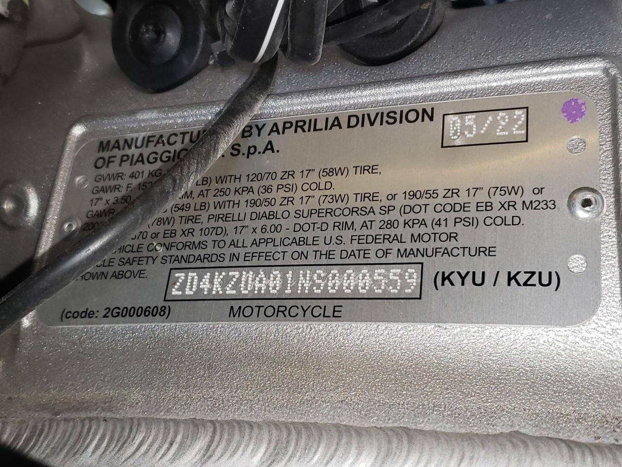 ZD4KZUA01NS000559 2022 Aprilia Tuono V4 1100