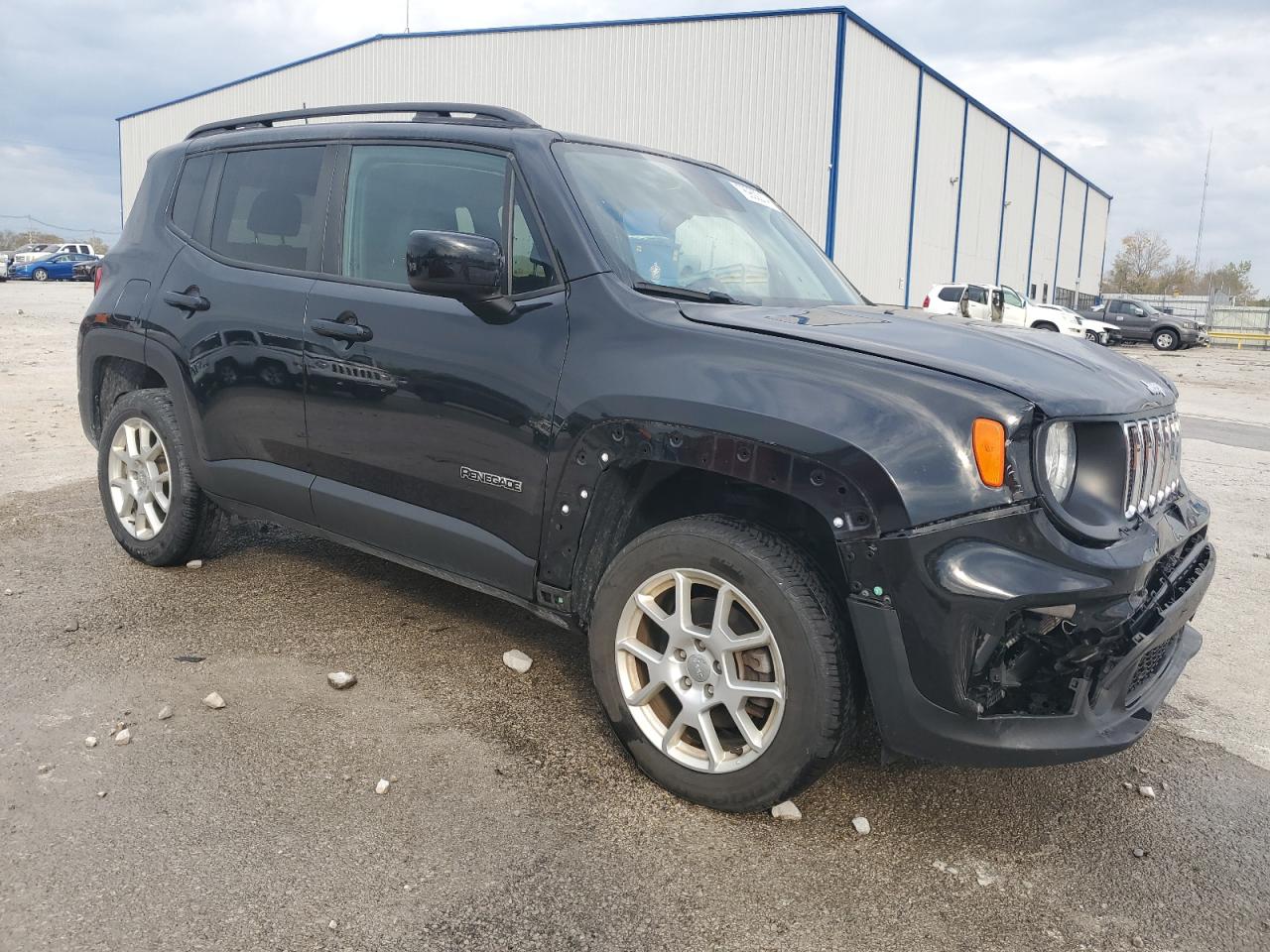 VIN ZACNJBBB2LPL00003 2020 JEEP RENEGADE no.4