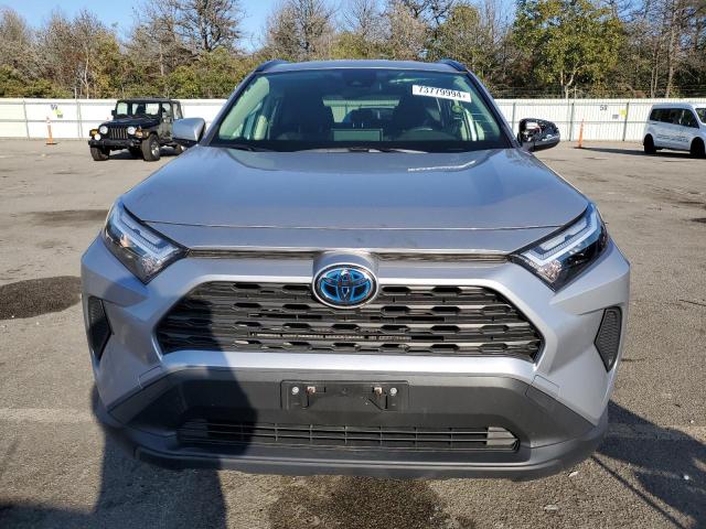  TOYOTA RAV4 2023 Серебристый
