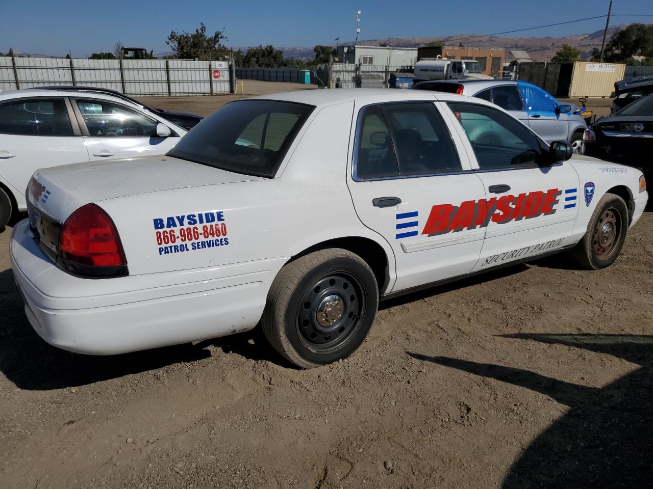 2010 Ford Crown Victoria - Image 3