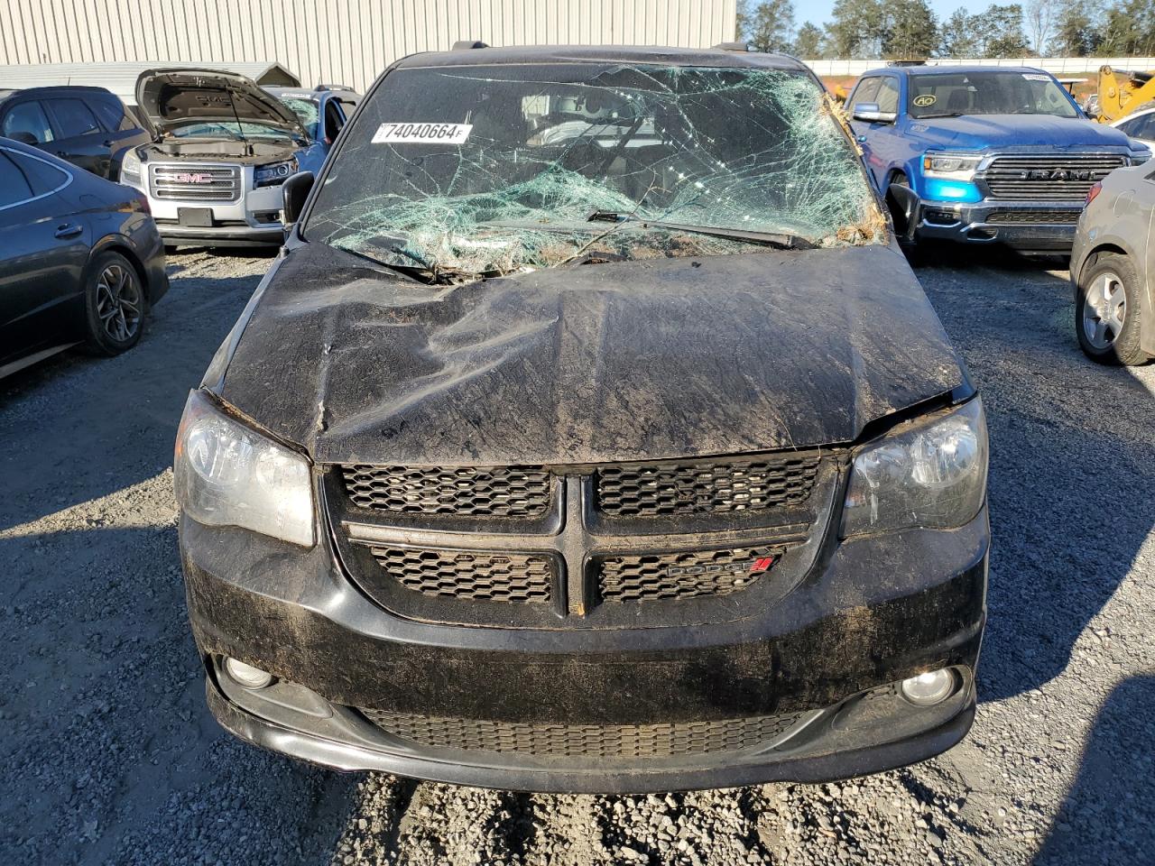 2018 Dodge Caravan - Image 5