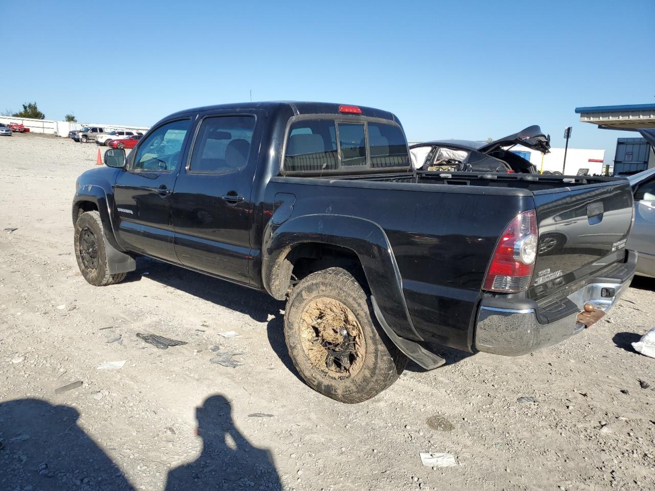 2011 Toyota Tacoma - Image 2