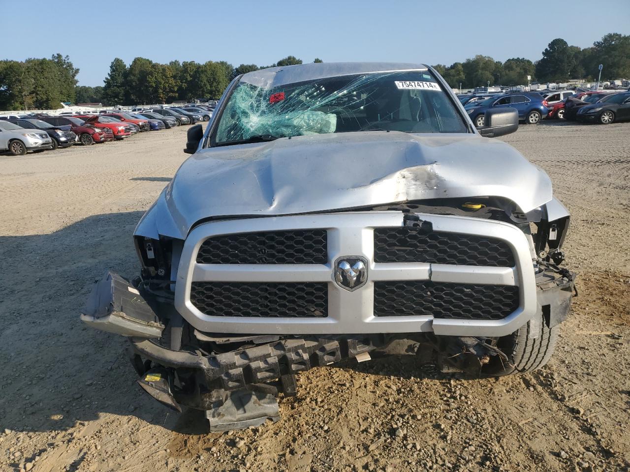2016 RAM 1500 - Image 5