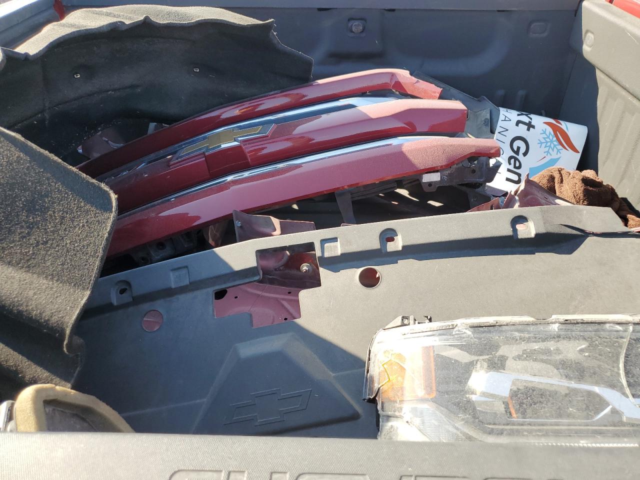 2018 Chevrolet Silverado - Image 12