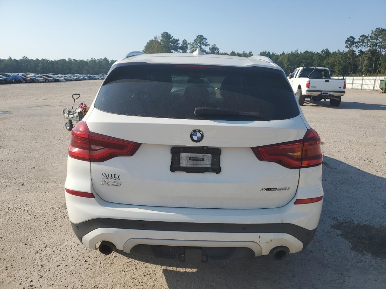 VIN 5UXTR9C53JLD72884 2018 BMW X3 no.6