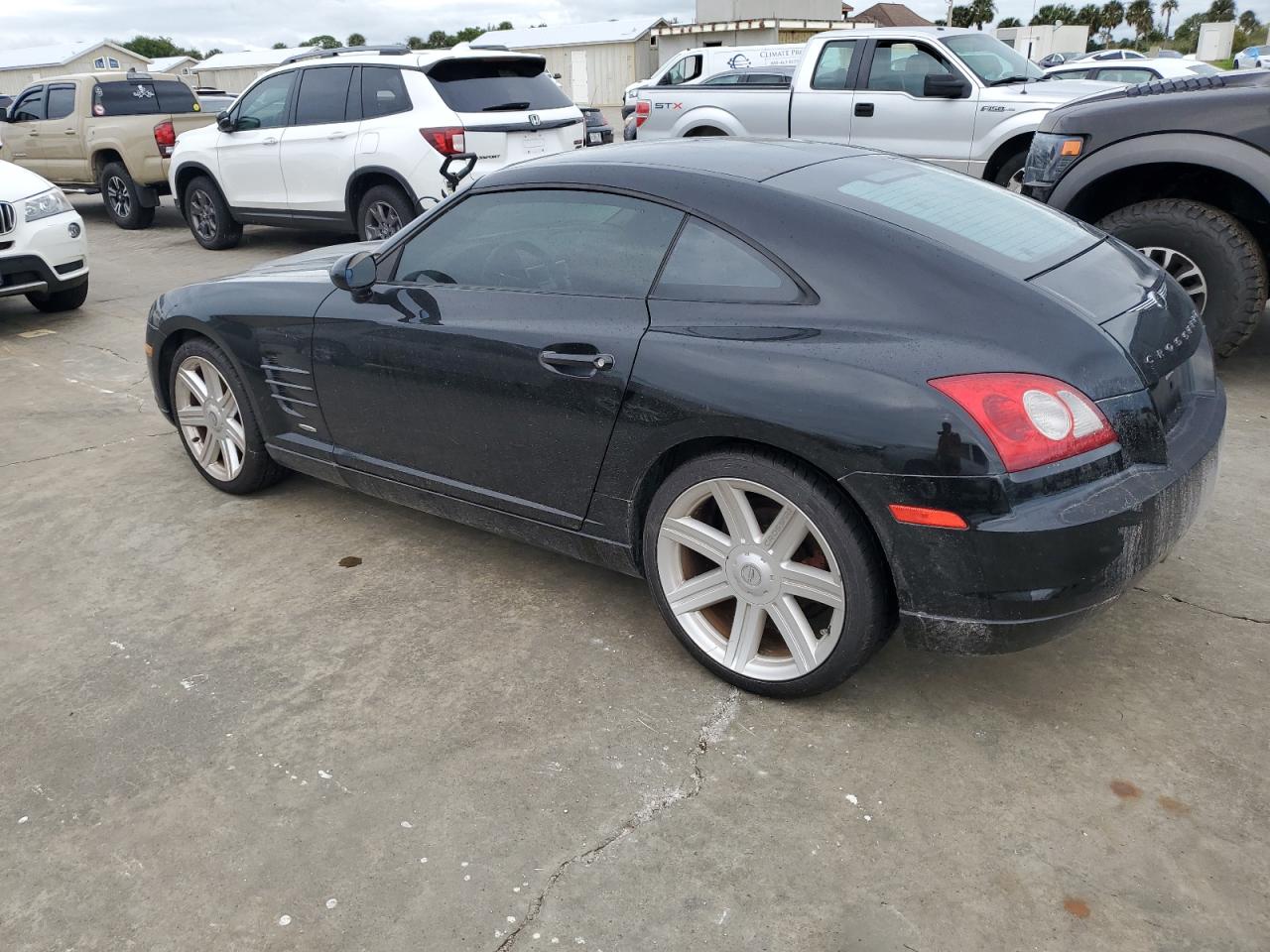 2005 Chrysler Crossfire - Image 2