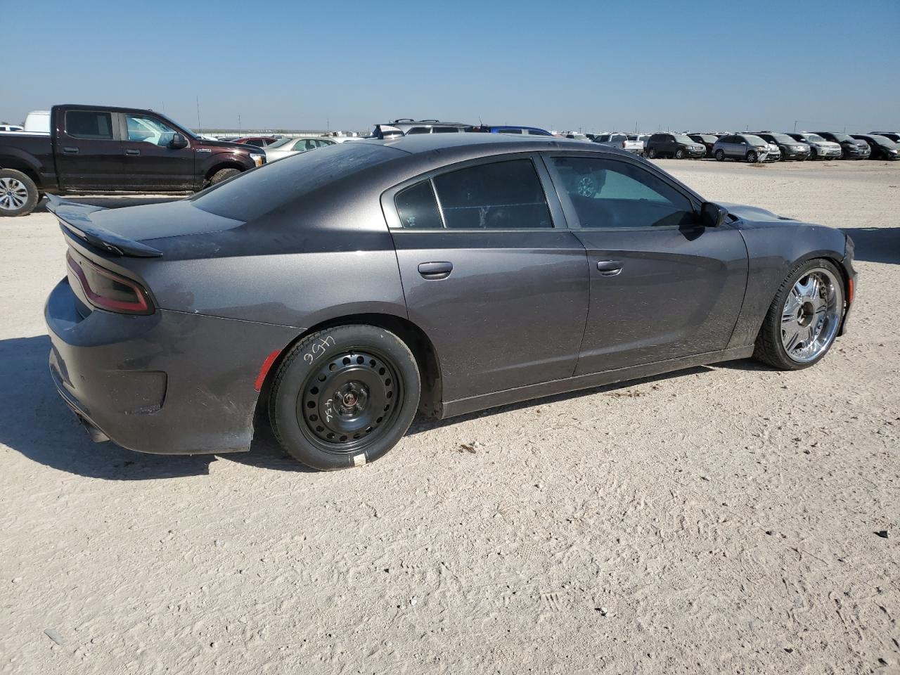 2018 Dodge Charger - Image 3