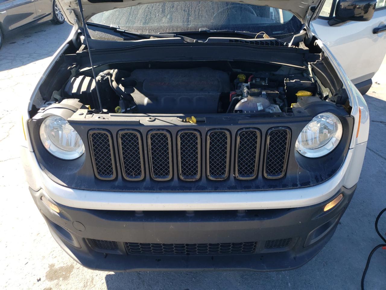 ZACCJABT5GPE40243 2016 Jeep Renegade Latitude