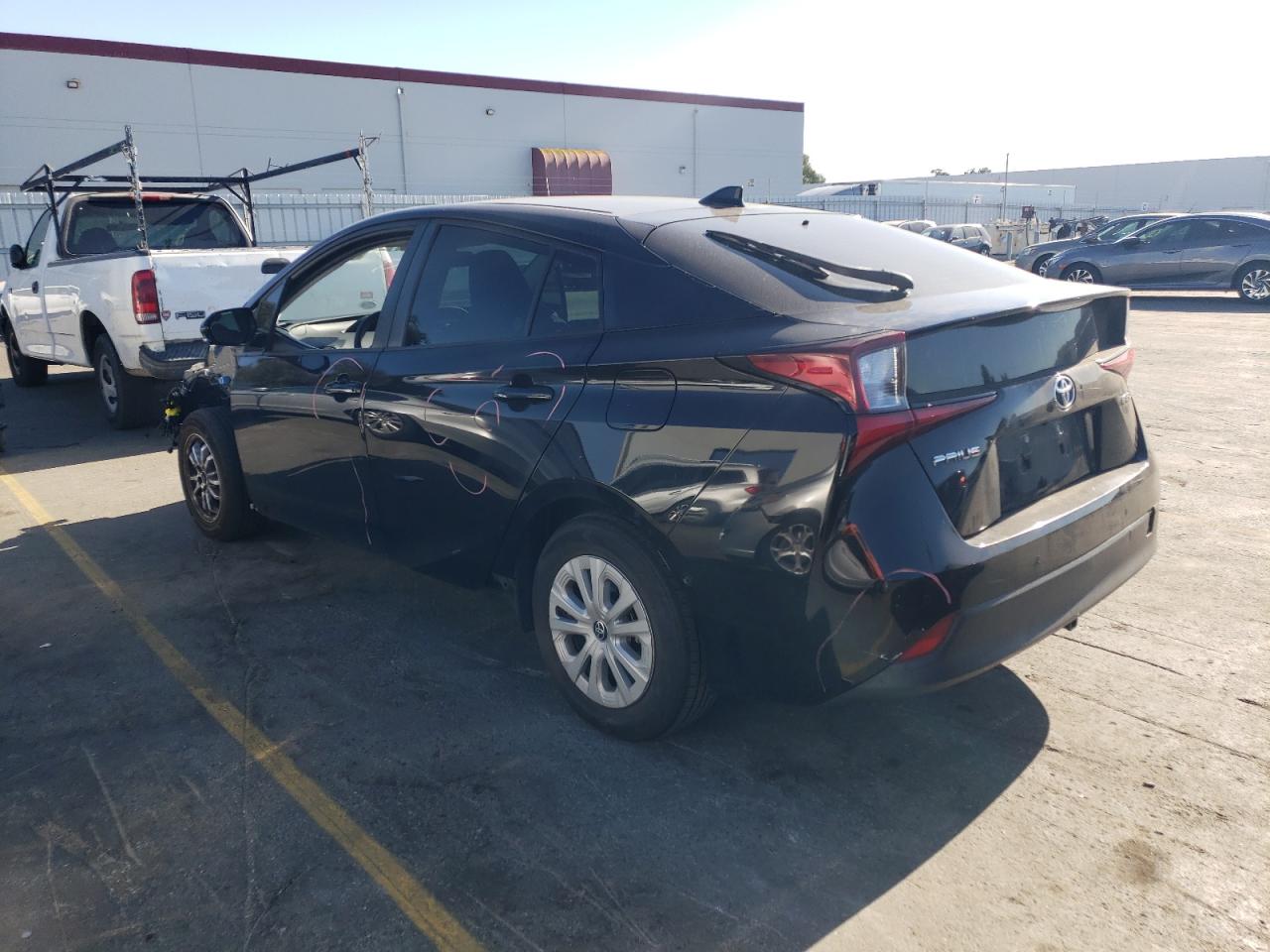 2019 Toyota Prius - Image 2