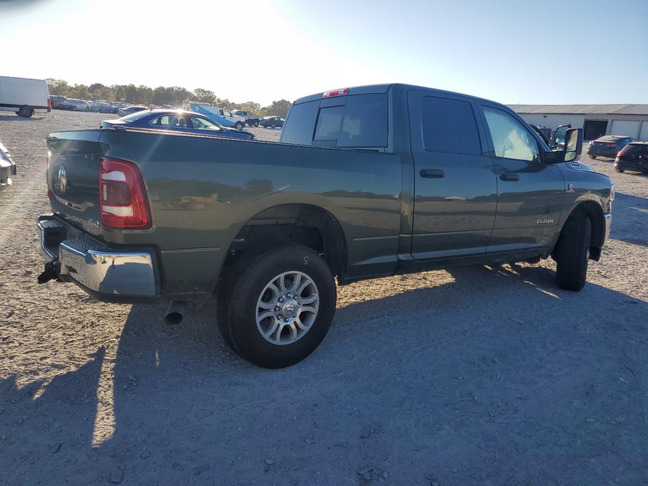 2020 RAM 3500 - Image 3