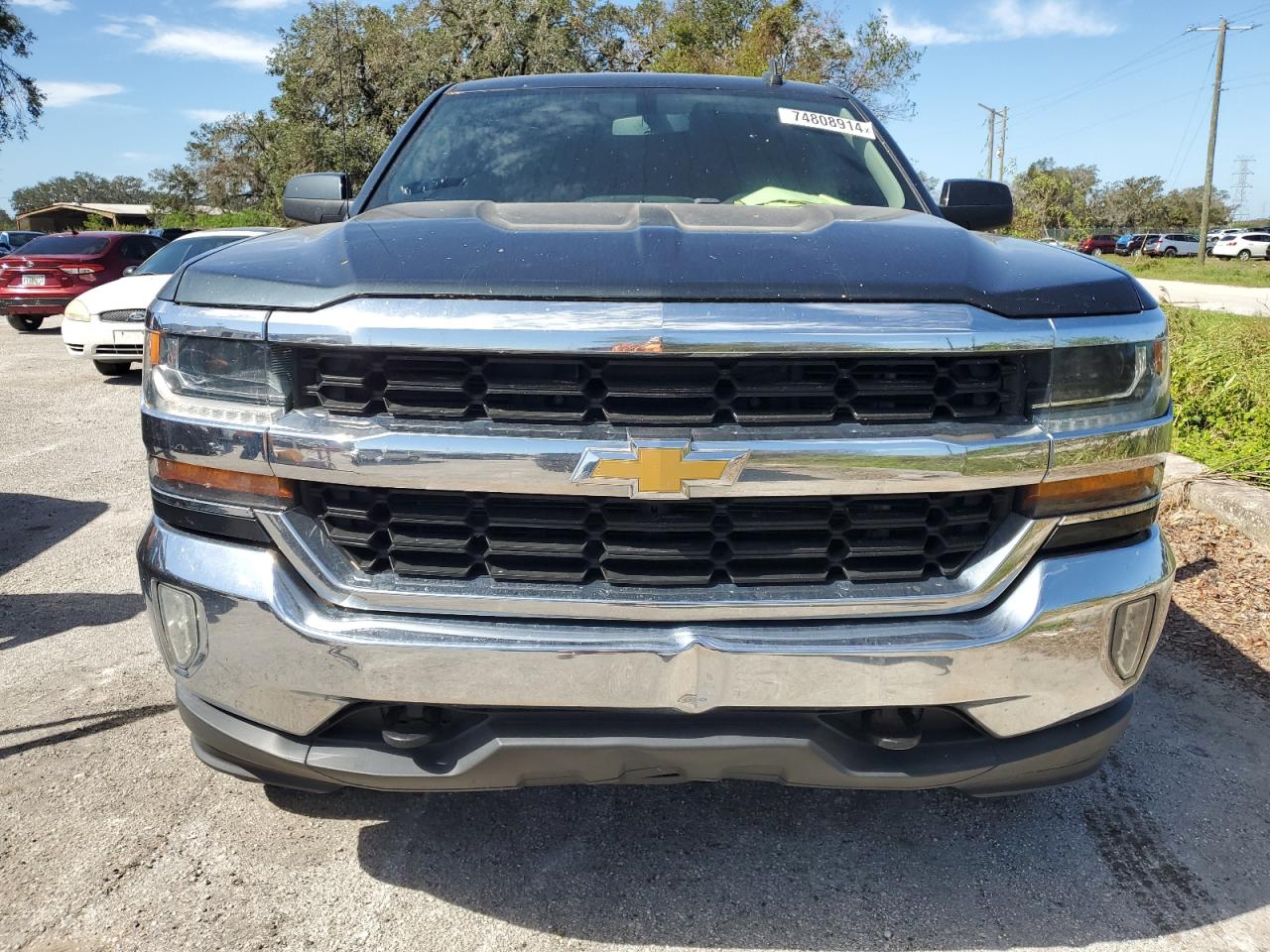 2018 Chevrolet Silverado - Image 5