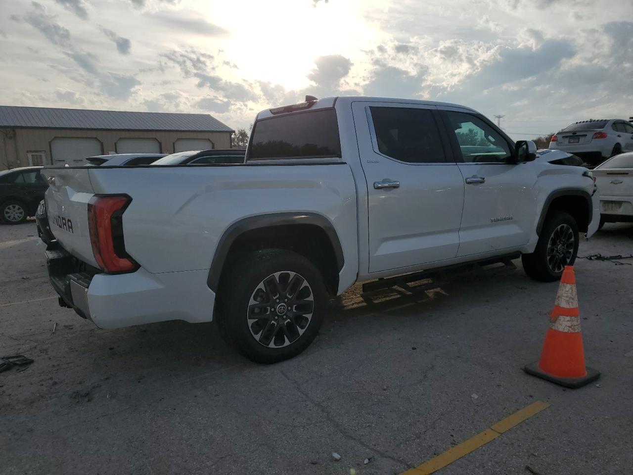 2022 Toyota Tundra - Image 3
