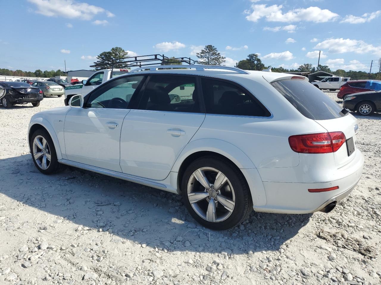 2015 Audi A4 - Image 2