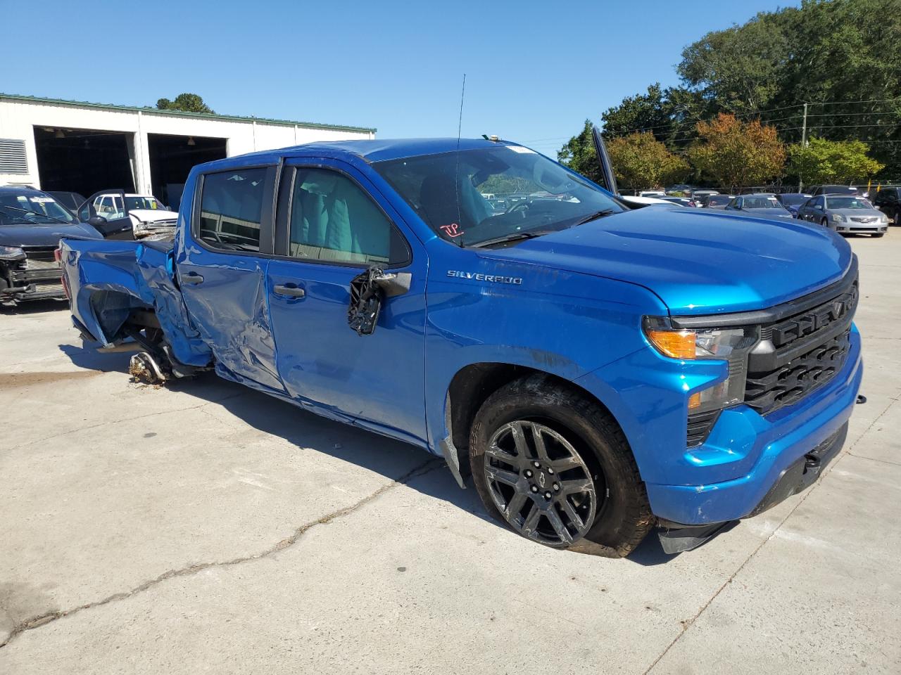 2022 Chevrolet Silverado - Image 4