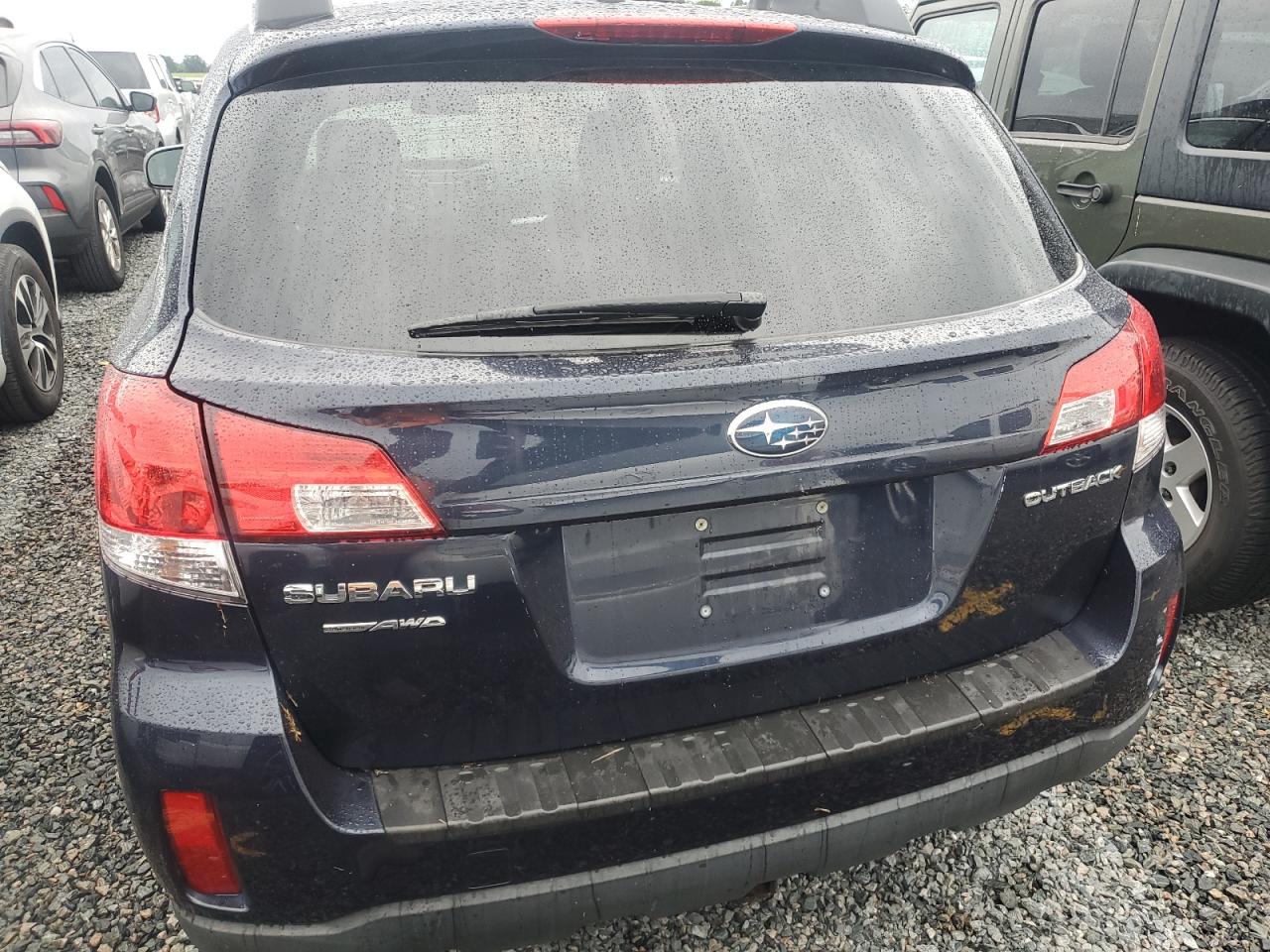 4S4BRCCC9E3250800 2014 Subaru Outback 2.5I Premium