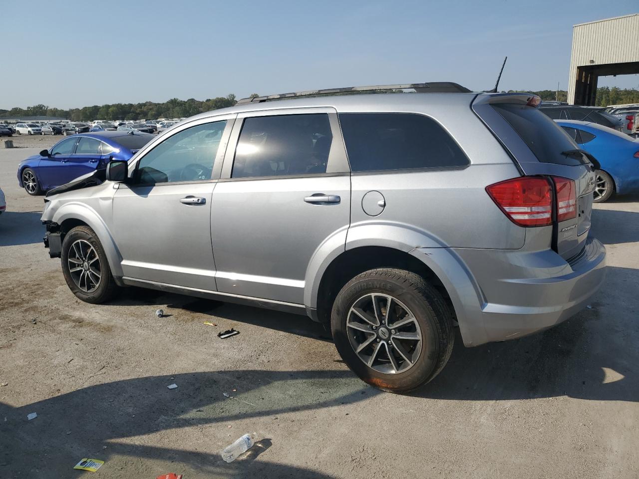 2018 Dodge Journey - Image 2