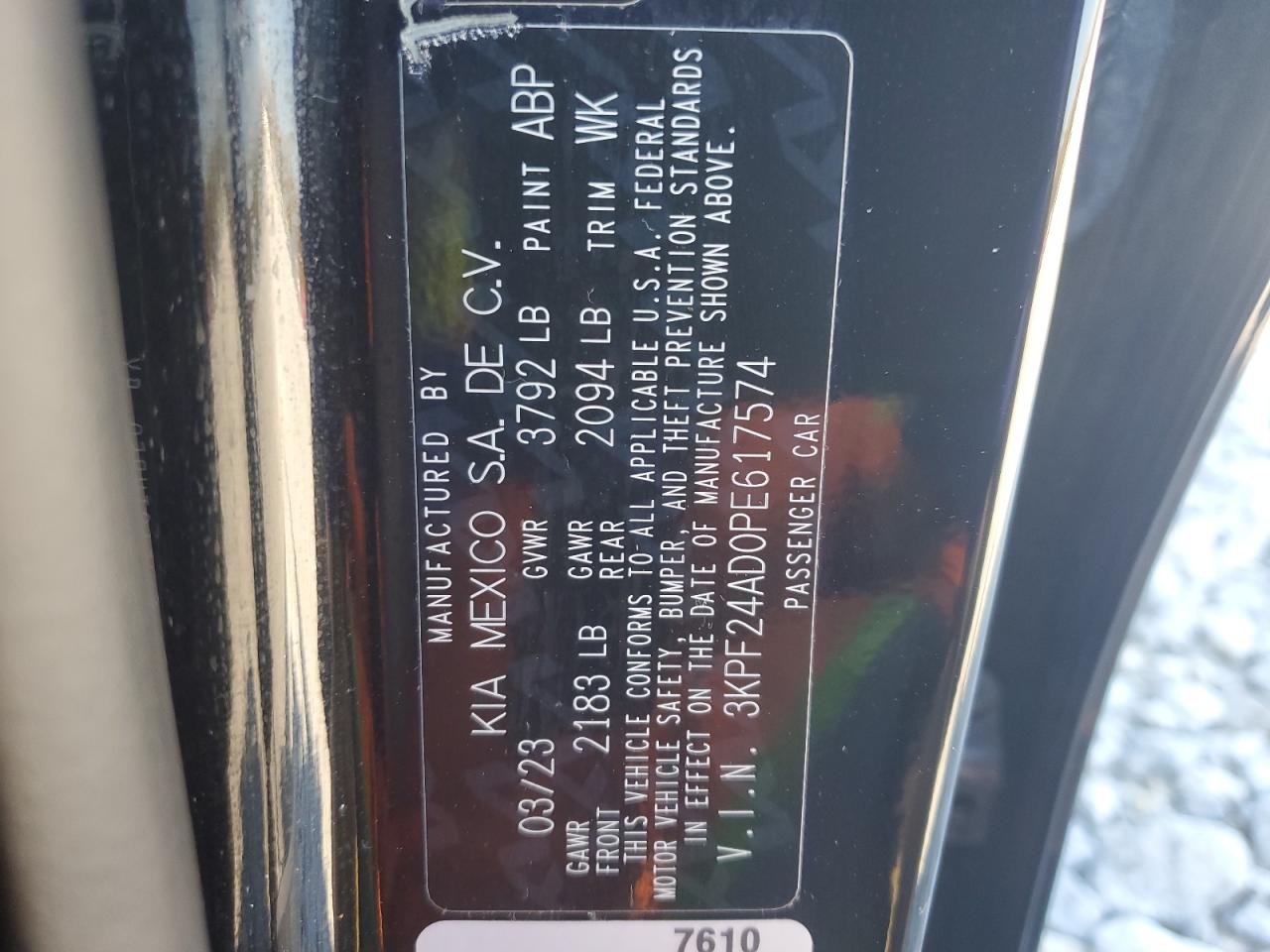 2023 Kia Forte - Image 13