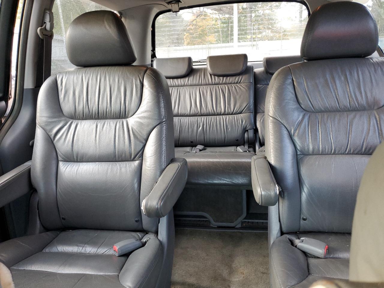 2006 Honda Odyssey - Image 10