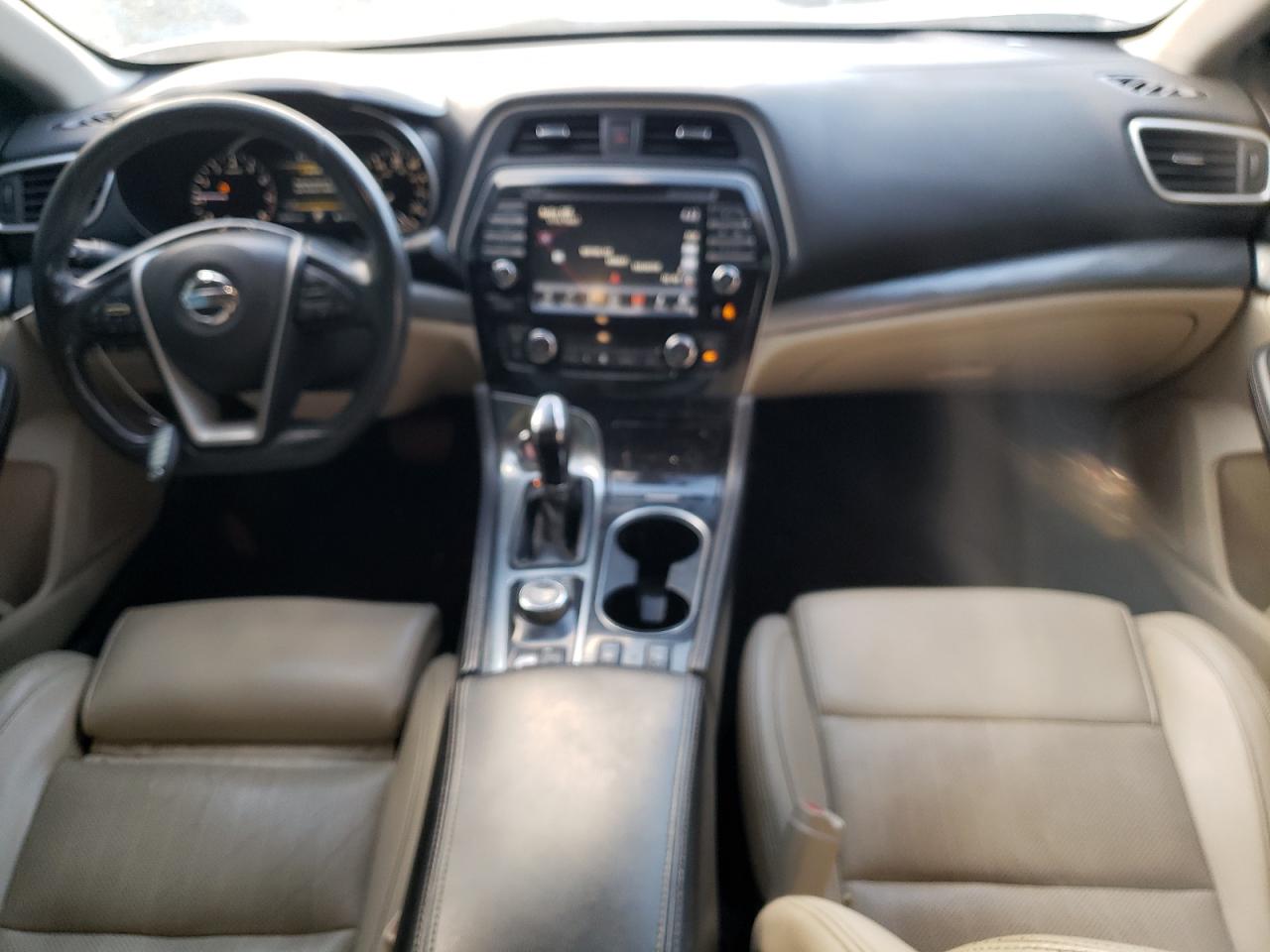 2017 Nissan Maxima - Image 8
