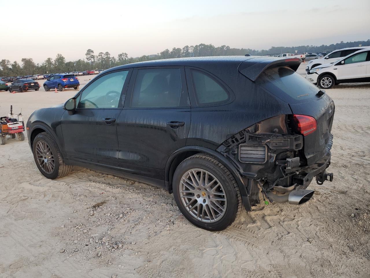 2017 Porsche Cayenne - Image 2