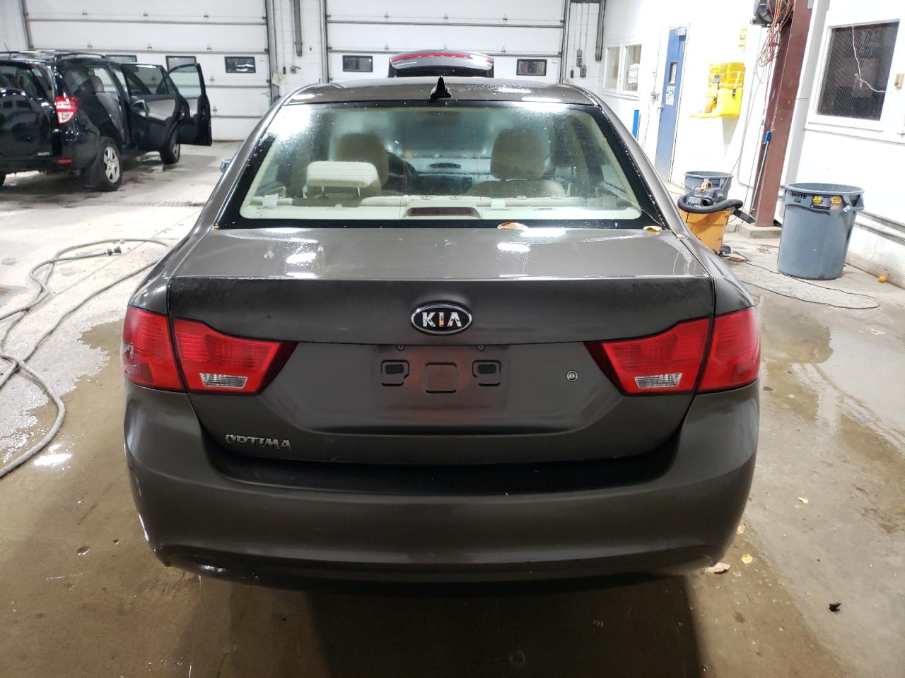 2010 Kia Optima Lx VIN: KNAGG4A81A5436699 Lot: 78697974