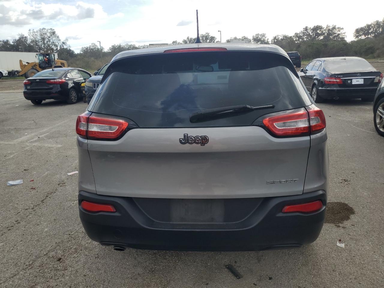 2014 Jeep Grand Cherokee - Image 6
