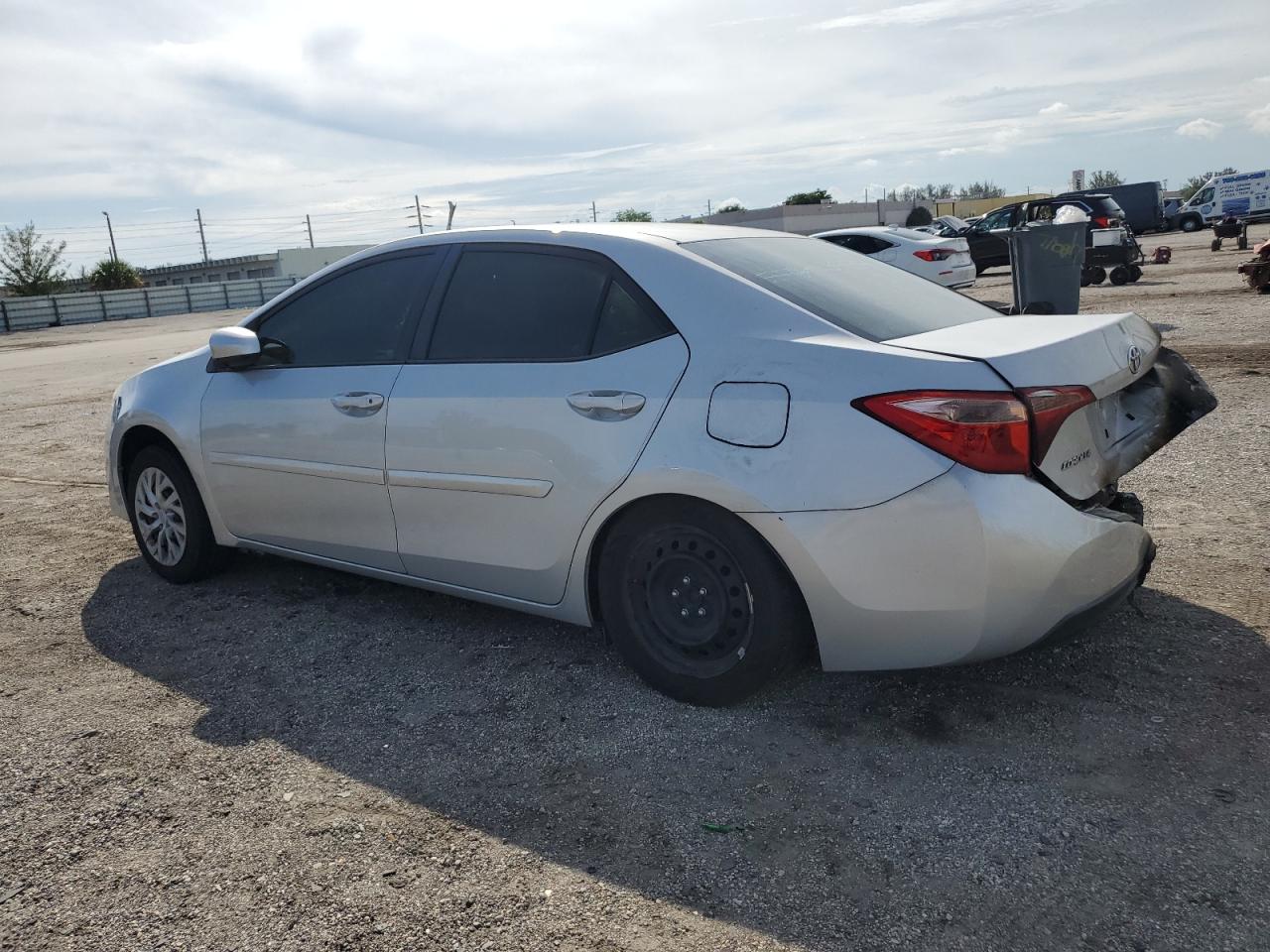 2017 Toyota Corolla - Image 2