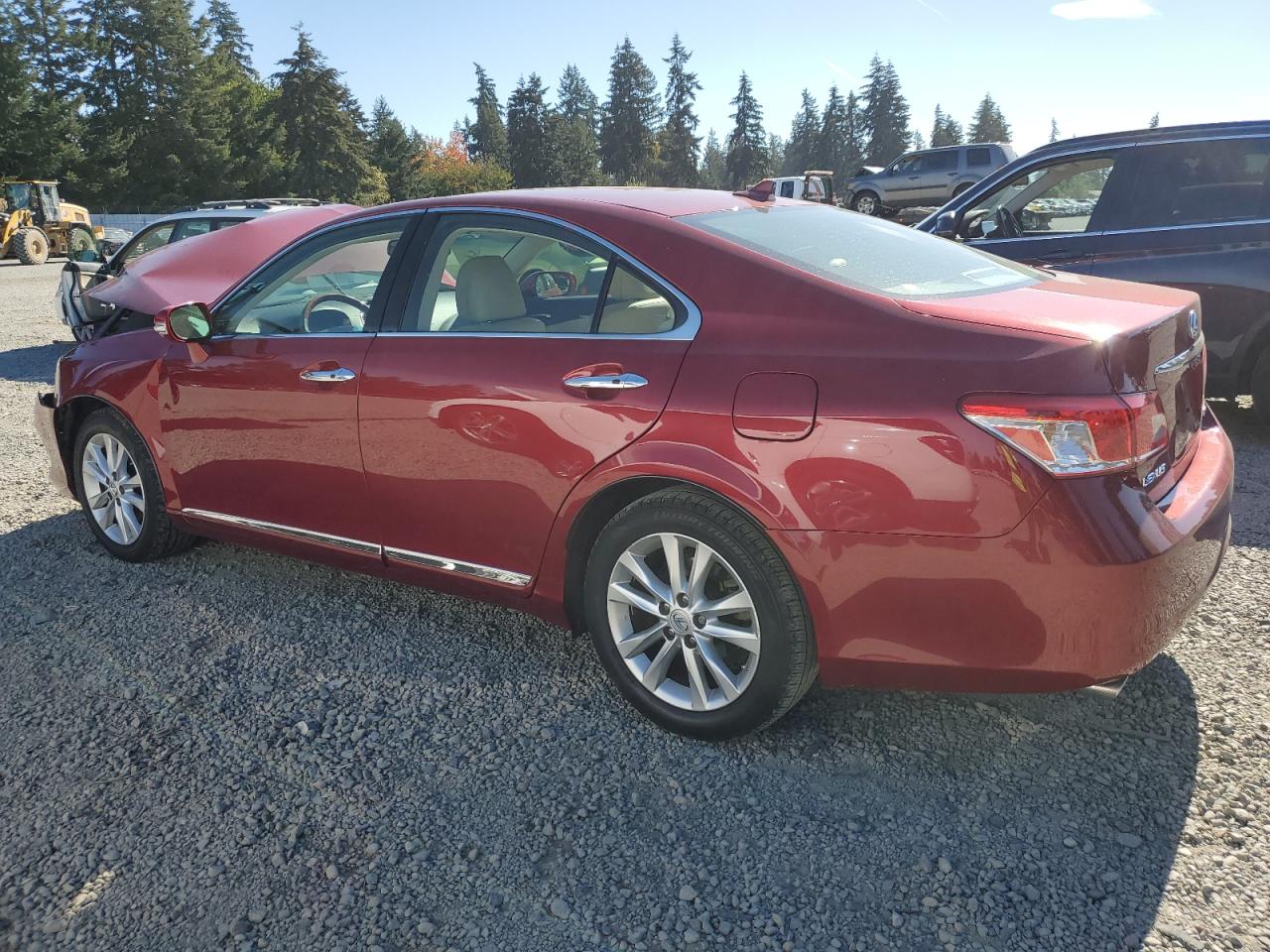 2010 Lexus ES - Image 2
