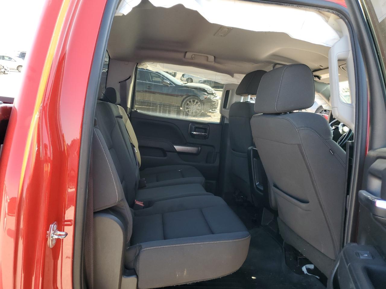 2017 Chevrolet Silverado - Image 10