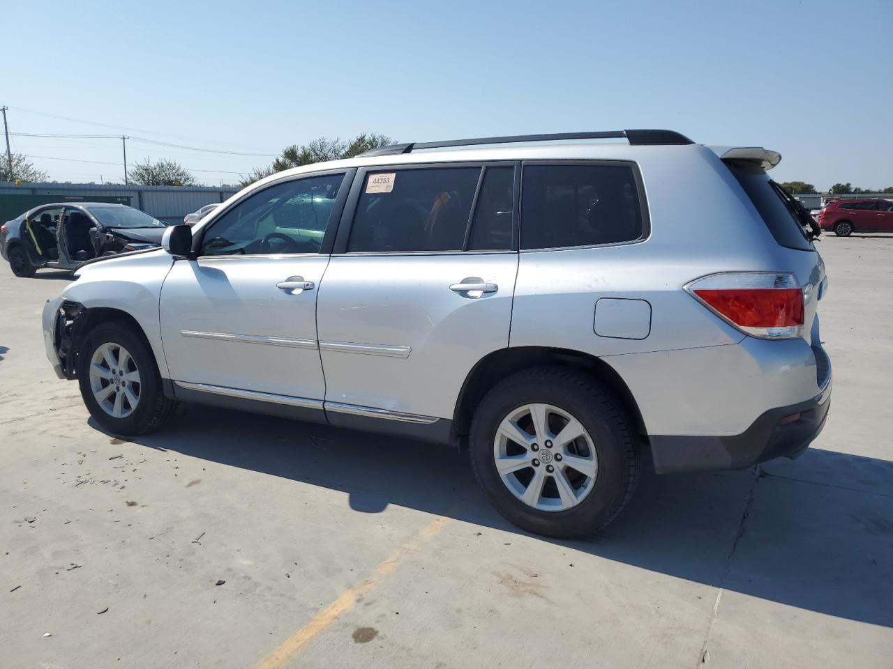 VIN 5TDZK3EH7DS122200 2013 TOYOTA HIGHLANDER no.2