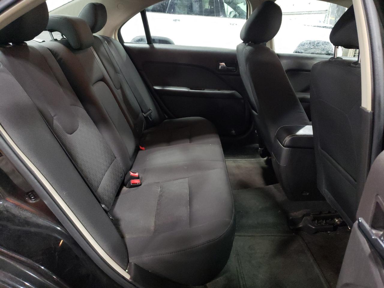 2011 Ford Fusion - Image 10