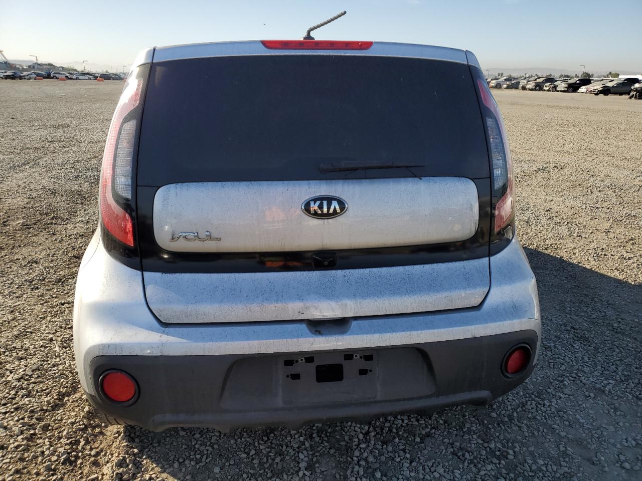 VIN KNDJN2A27K7692382 2019 KIA SOUL no.6