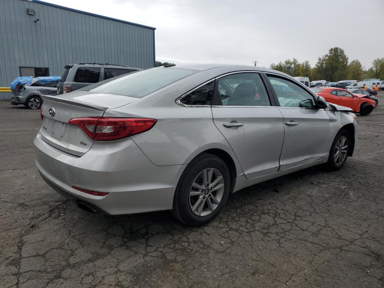 2015 Hyundai Sonata - Image 3