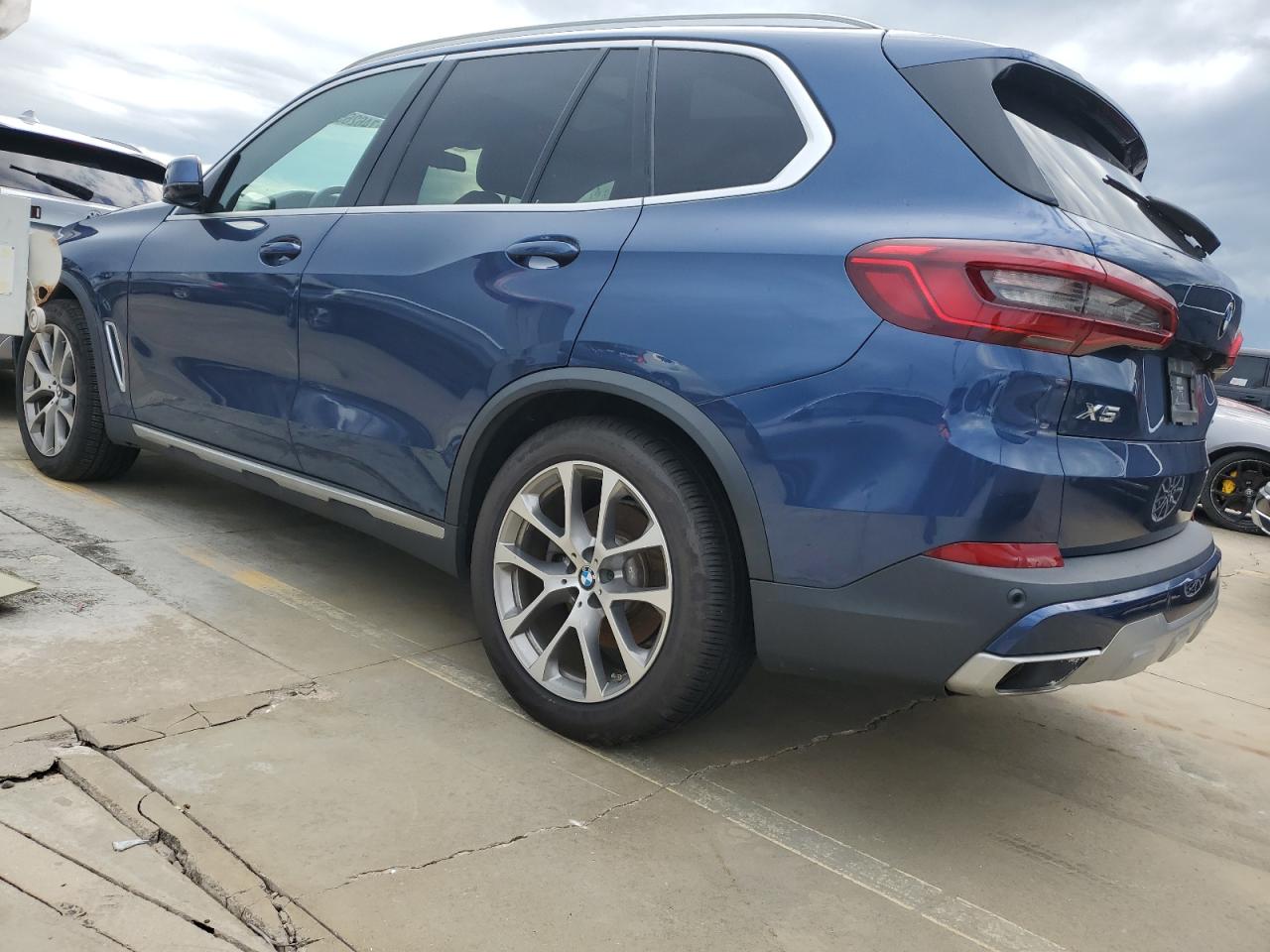 2019 BMW X5 - Image 2