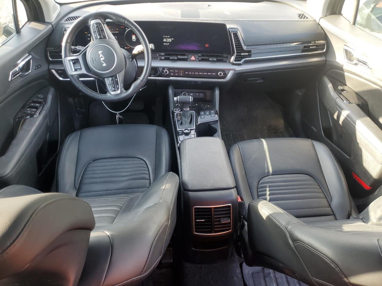 2023 Kia Sportage - Image 8