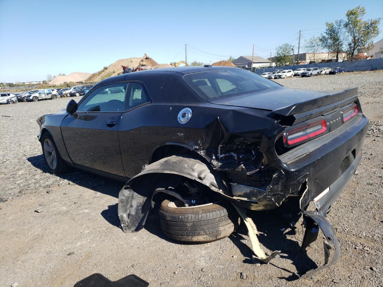 2C3CDZAG3PH525730 2023 DODGE CHALLENGER - Image 2