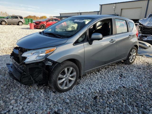  NISSAN VERSA 2014 Srebrny