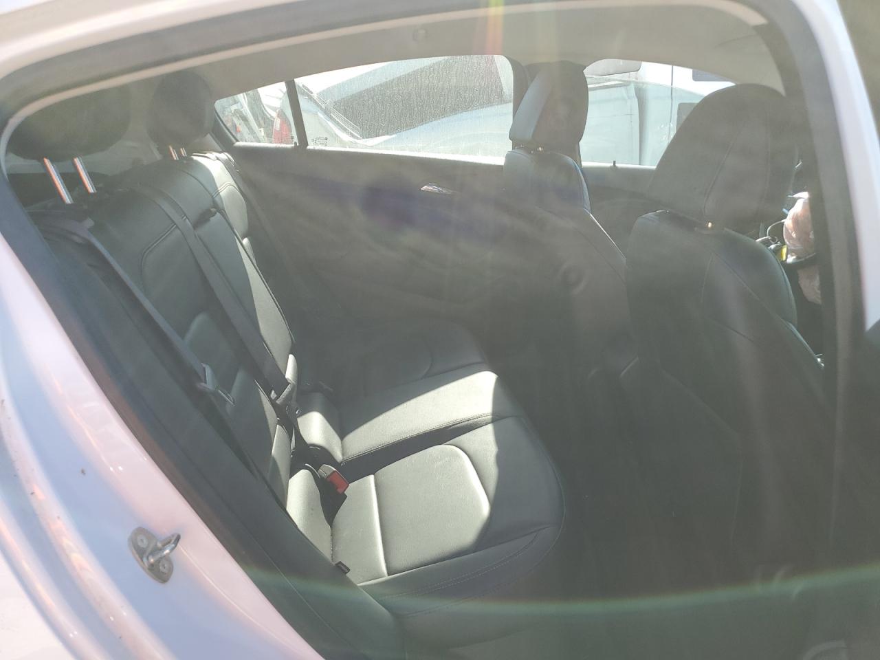 2018 Chevrolet Cruze - Image 11