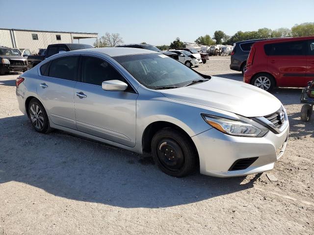  NISSAN ALTIMA 2018 Srebrny