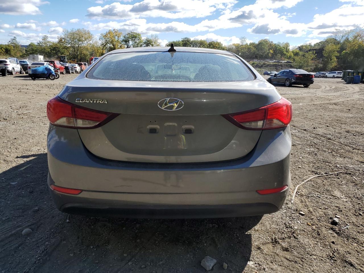 5NPDH4AE8EH469553 2014 Hyundai Elantra Se