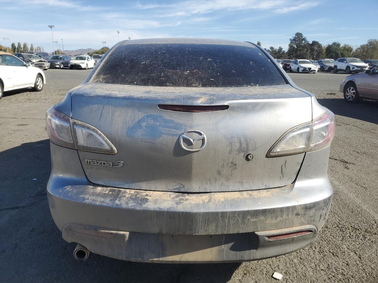 2011 Mazda 3 I VIN: JM1BL1UF8B1378956 Lot: 77110404