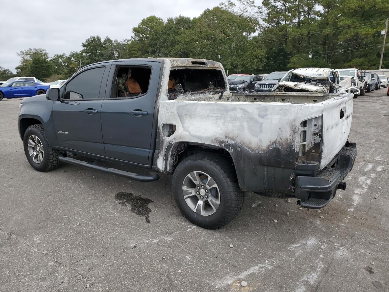 2019 Chevrolet Colorado - Image 2